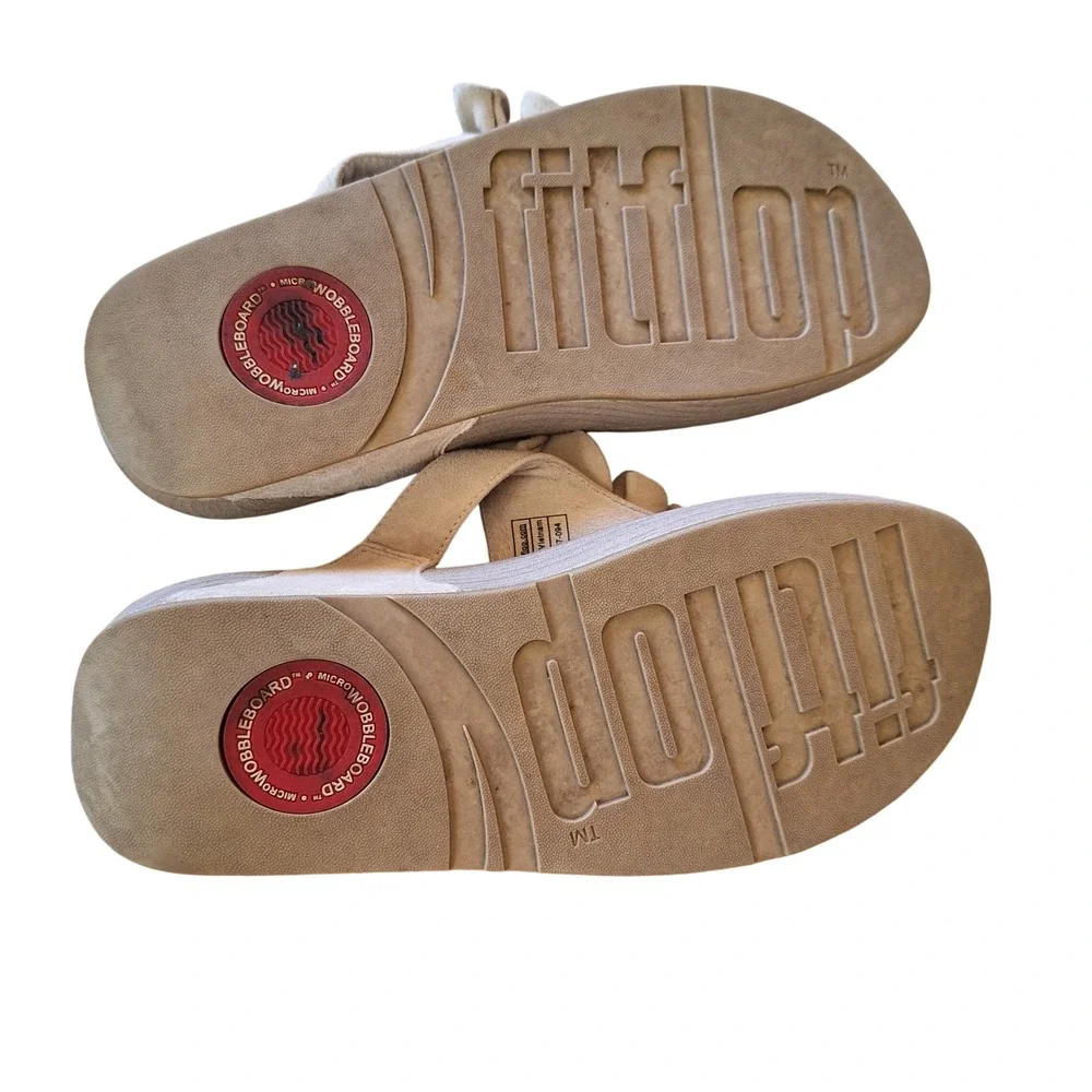 FitFlop Frou Thong Sandal Ruffle Flower Flip Flop Comfort Sandal Womens 8